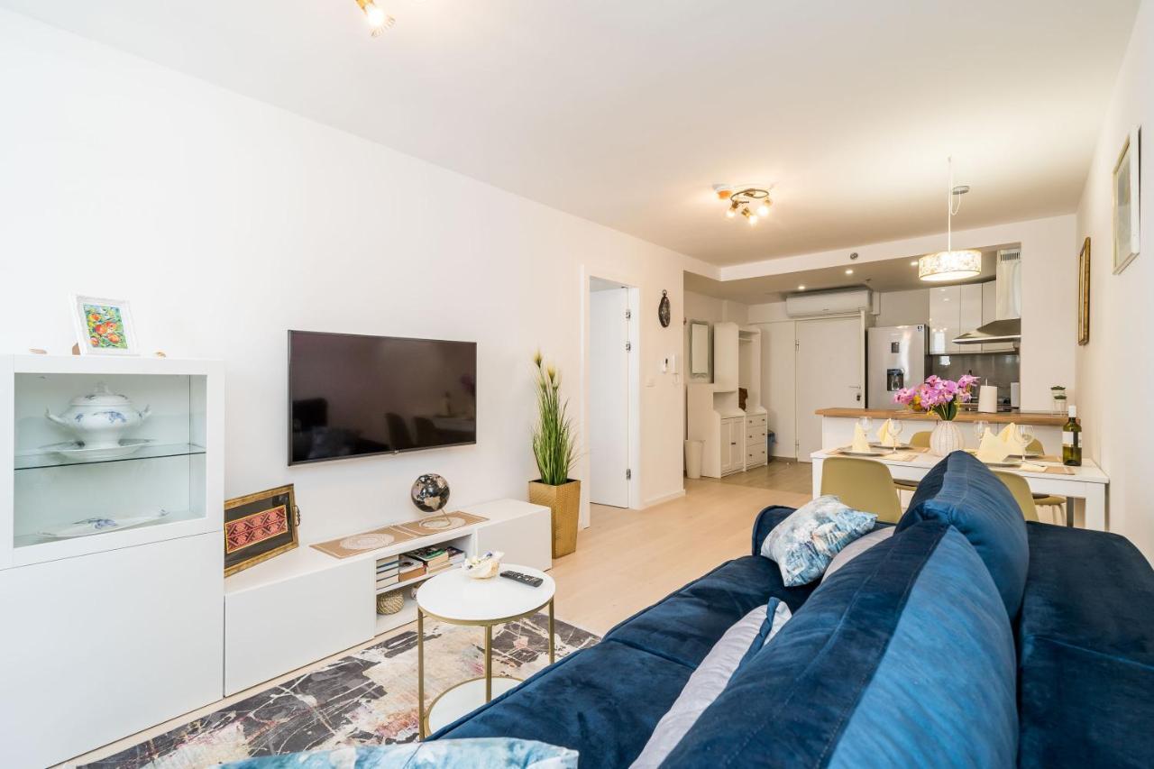 Apartment Nava - New And Spacious Gem - Free Parking Дубровник Екстер'єр фото